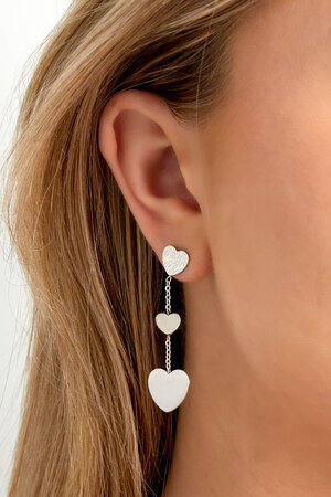 Charm earrings with Three heart-shaped h5 Picture3